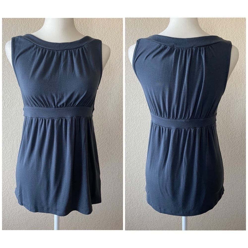 Banana Republic sleeveless top- xs